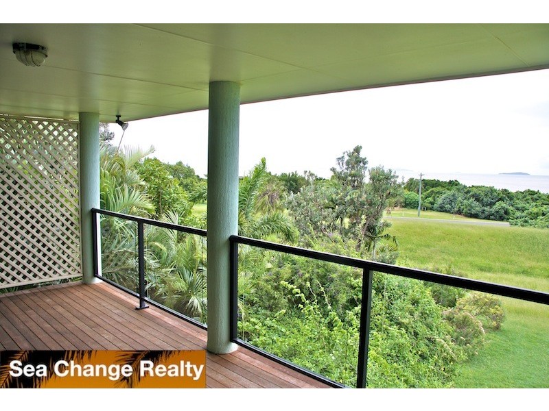 62 Paradise Way, Emu Park QLD 4710