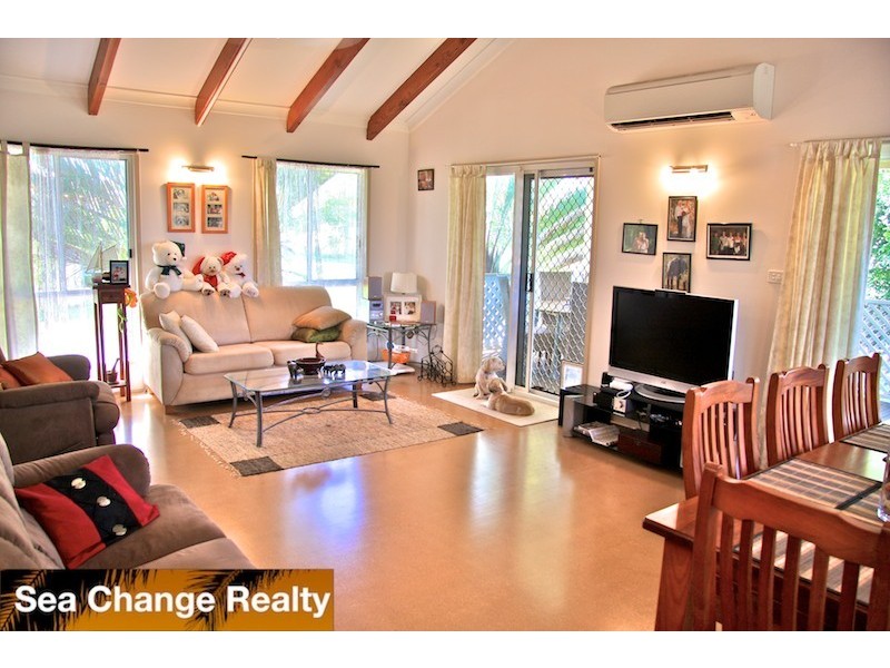 36 Arthur Street, Emu Park QLD 4710