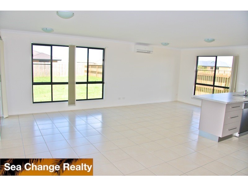 3 Eagle Heights, Zilzie QLD 4710