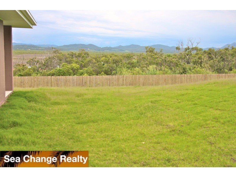 13  The Peak, Zilzie QLD 4710