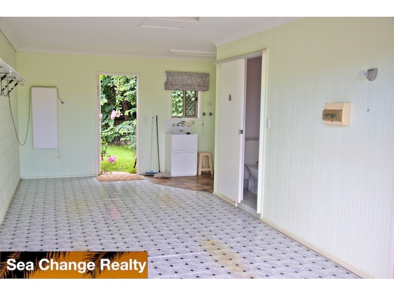 Level 1 25-27 Richard Street, Emu Park QLD 4710