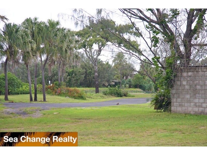 970 Scenic Highway, Kinka Beach QLD 4703