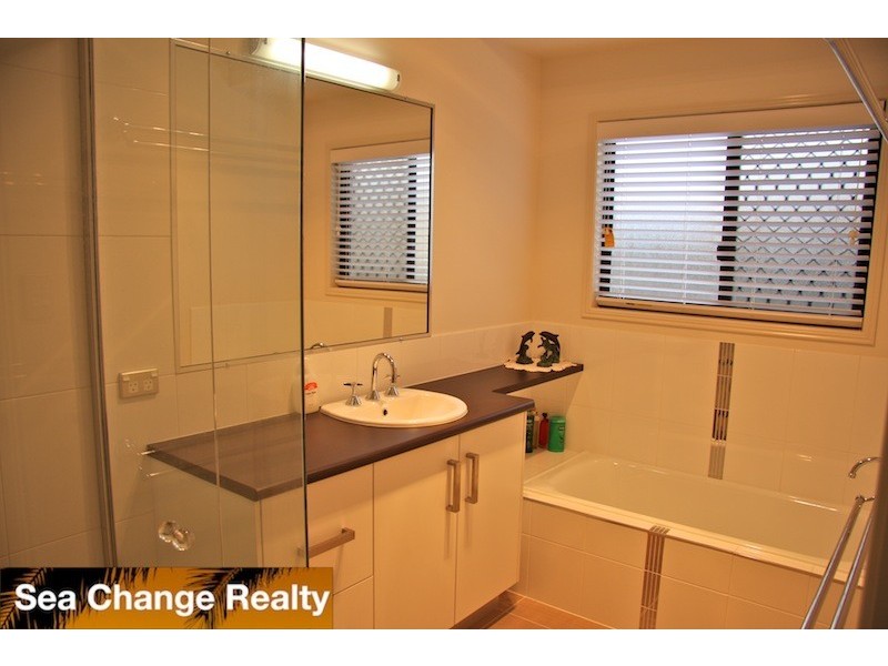 16  Sorrento Way, Emu Park QLD 4710