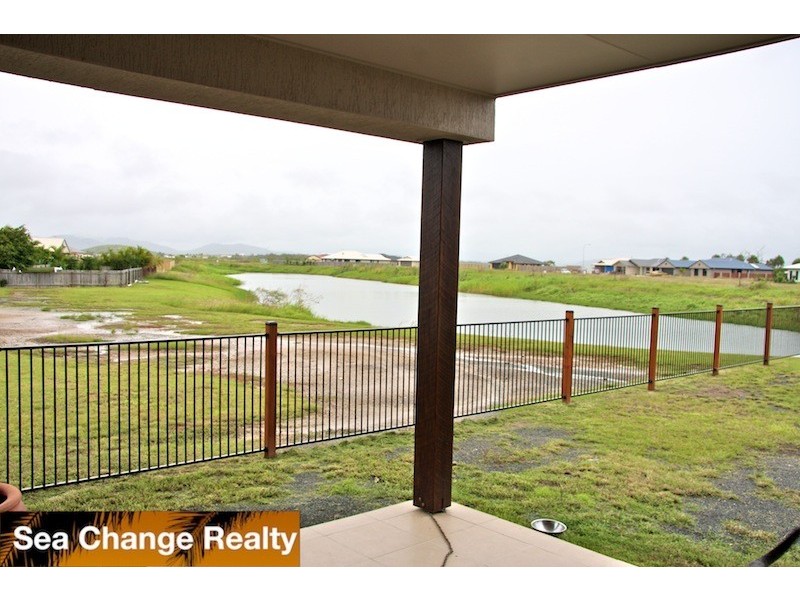 16  Sorrento Way, Emu Park QLD 4710