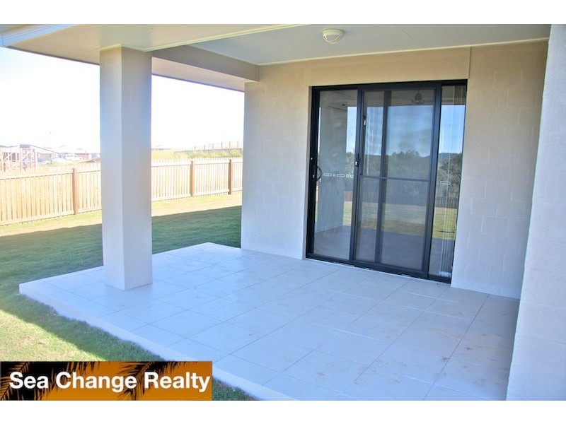 8 The Ridge Way, Emu Park QLD 4710