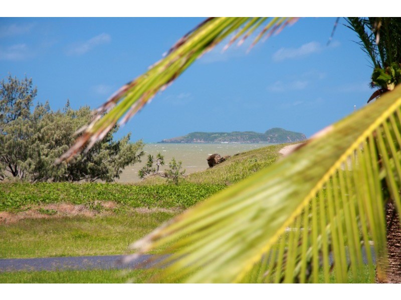 76 Keppel Street, Emu Park QLD 4710