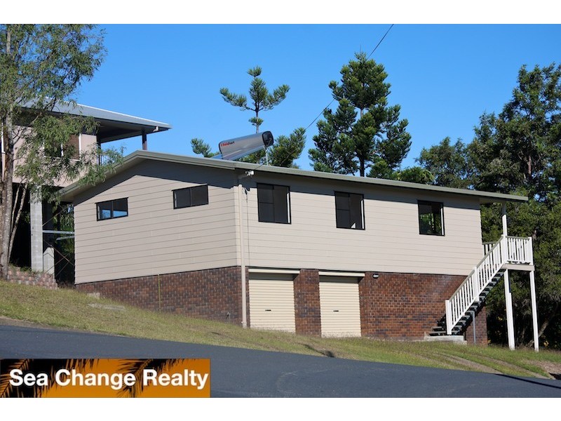 1 Larnach Street, Emu Park QLD 4710