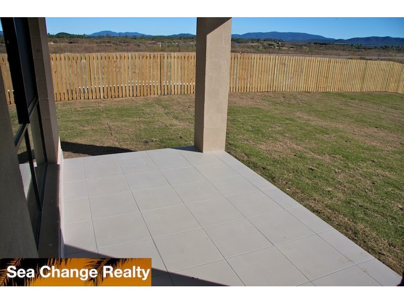 104 Amalfi Drive, Emu Park QLD 4710