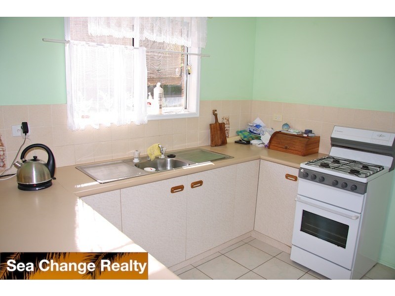 41 Reef Street, Emu Park QLD 4710