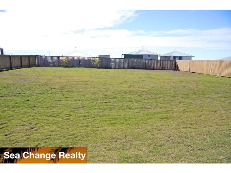 15 The Ridge Way, Emu Park QLD 4710