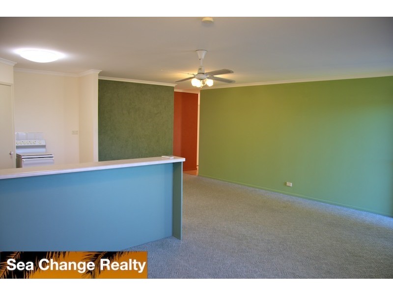 2/63 Hewitt Sreet, Emu Park QLD 4710