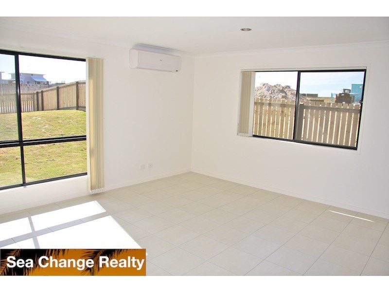11 The Link, Emu Park QLD 4710