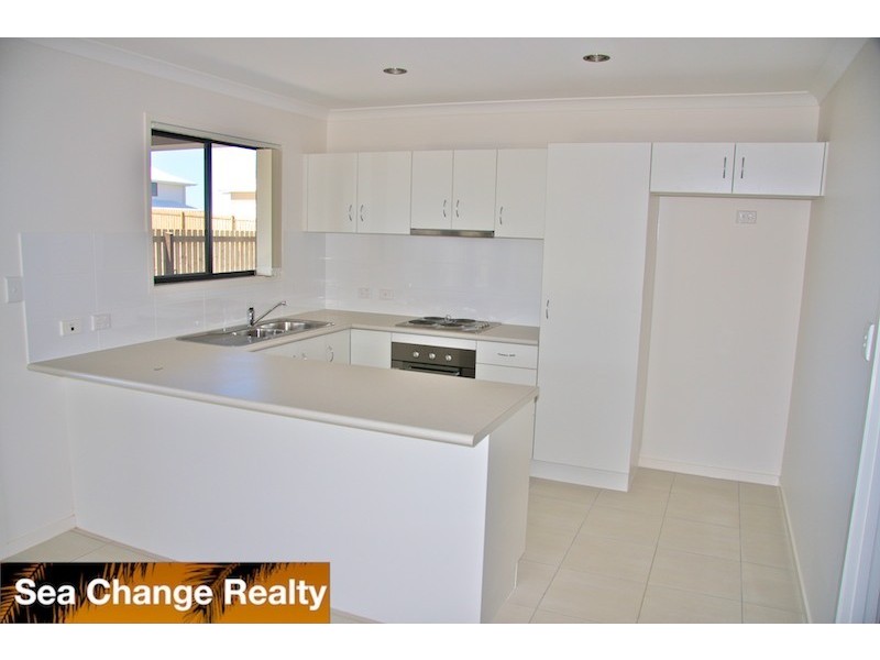11 The Link, Emu Park QLD 4710