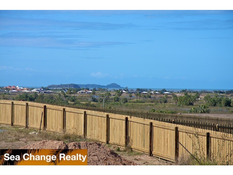 11 The Link, Emu Park QLD 4710
