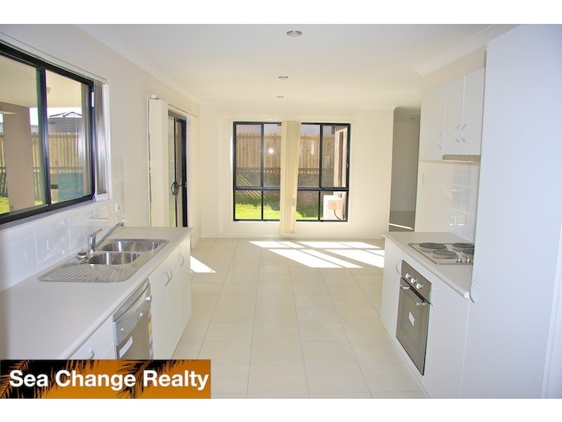 60 The Ridge Way, Emu Park QLD 4710
