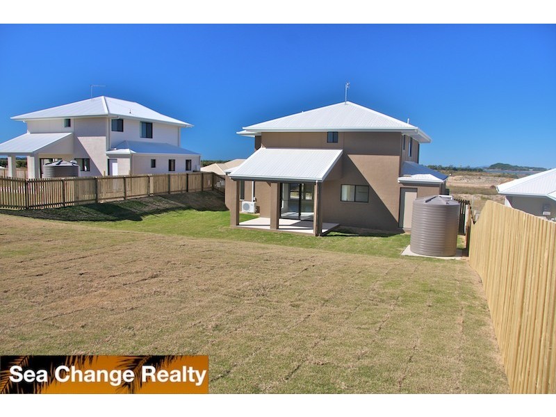 60 The Ridge Way, Emu Park QLD 4710