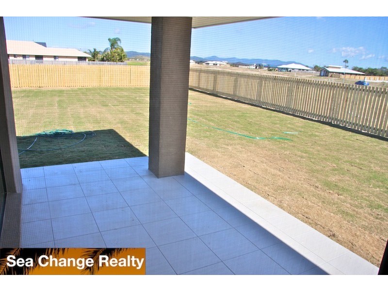 8 Sorrento Way, Emu Park QLD 4710