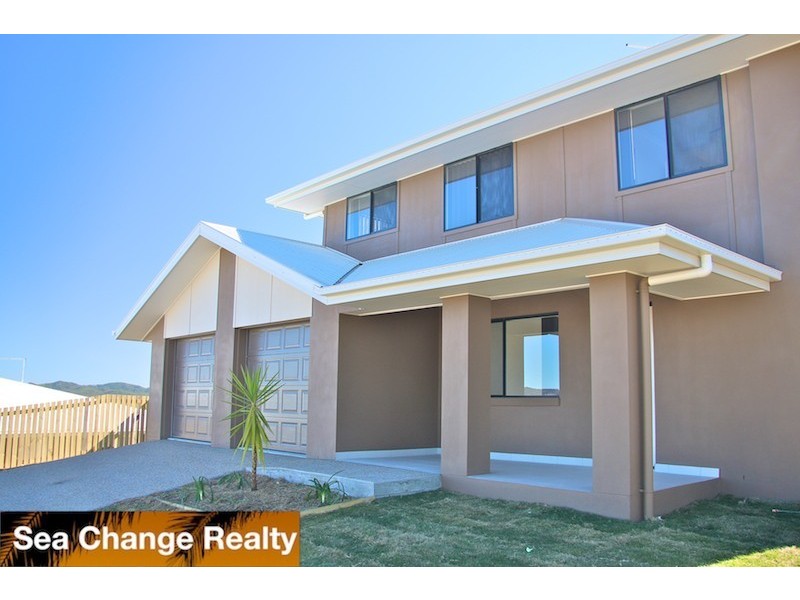 8 The Peak, Emu Park QLD 4710