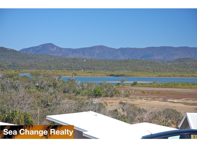8 The Peak, Emu Park QLD 4710