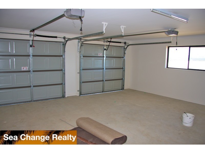 8 The Peak, Emu Park QLD 4710
