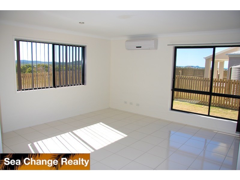 8 The Peak, Emu Park QLD 4710