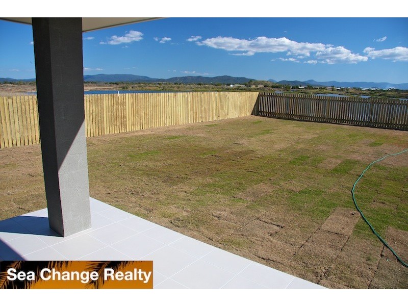 90 Amalfi Drive, Emu Park QLD 4710
