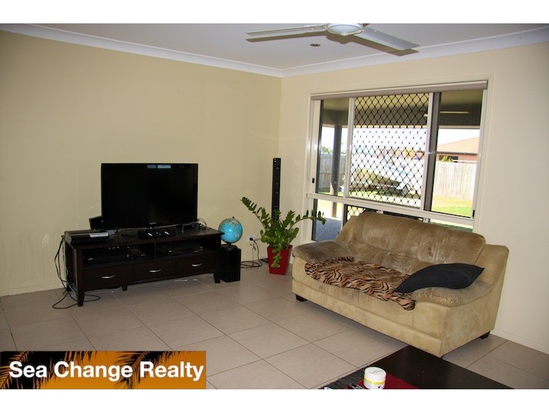 11 Sorrento Way, Emu Park QLD 4710