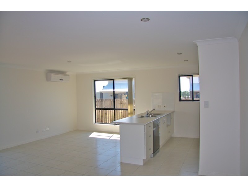 4 The Link, Emu Park QLD 4710