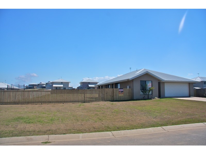 4 The Link, Emu Park QLD 4710