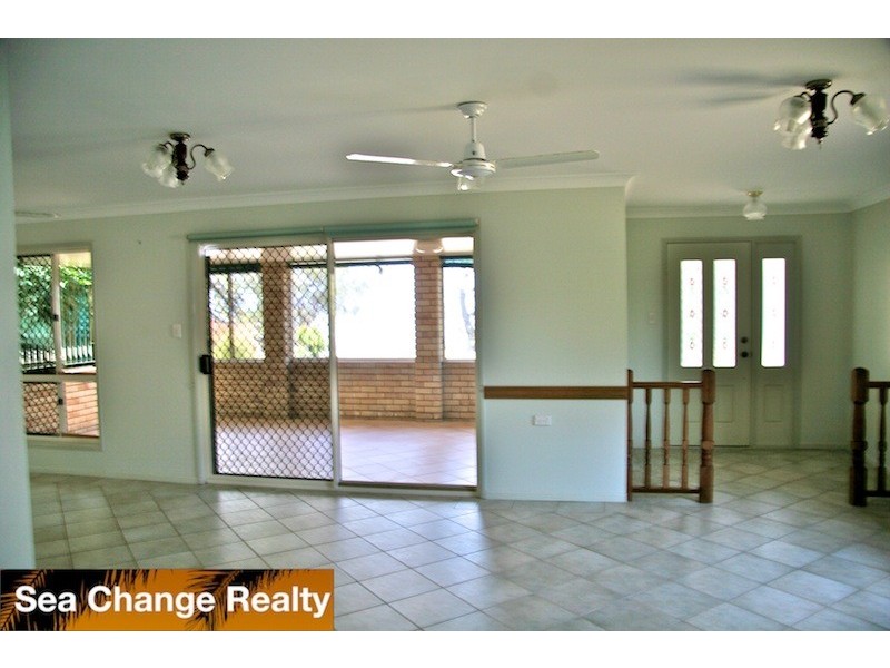 72 Schofield Parade, Keppel Sands QLD 4702