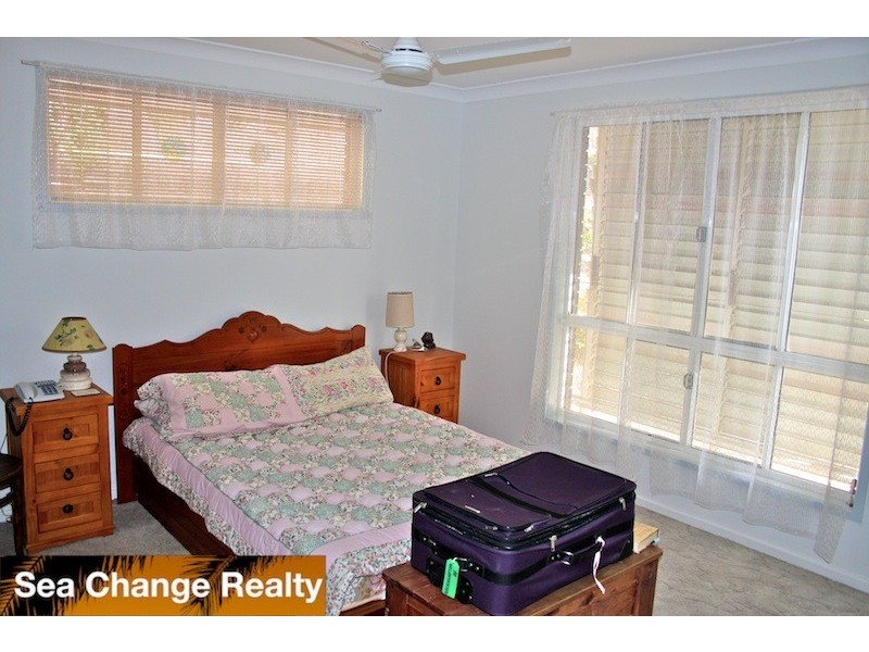 1 Pinnacle Street, Mulambin QLD 4703