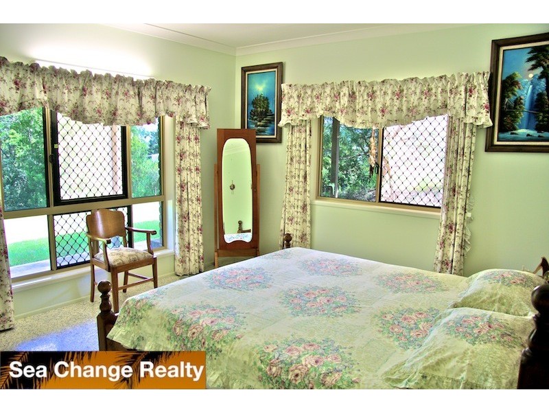 11-13 Fairbairn Court, Emu Park QLD 4710