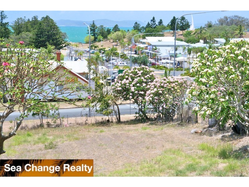 25 Hill Street, Emu Park QLD 4710