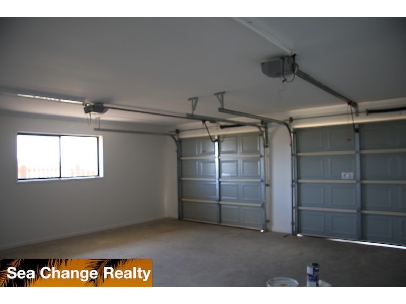 1 The Link, Emu Park QLD 4710