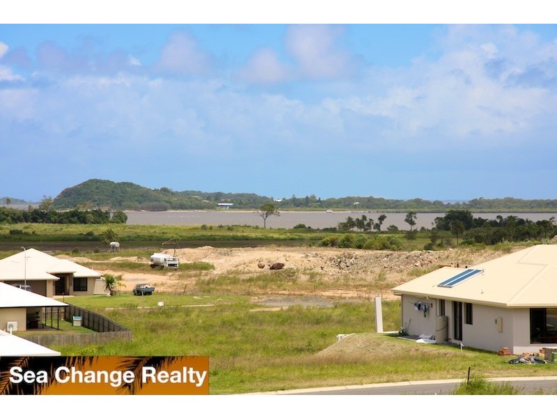 1 The Link, Emu Park QLD 4710