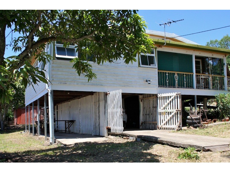 15 William Street, Emu Park QLD 4710