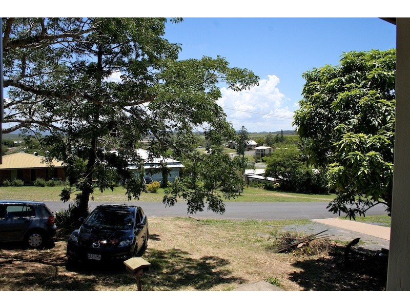 15 William Street, Emu Park QLD 4710