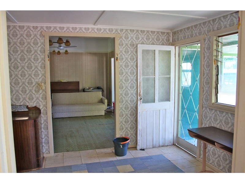 15 William Street, Emu Park QLD 4710