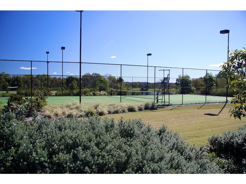 54 Cocoanut Point Drive, Zilzie QLD 4710