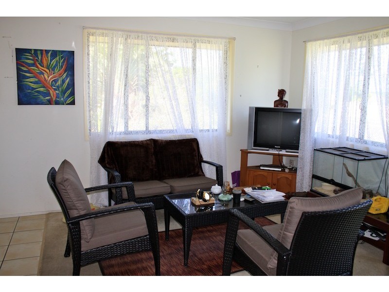 76 Hill street, Emu Park QLD 4710