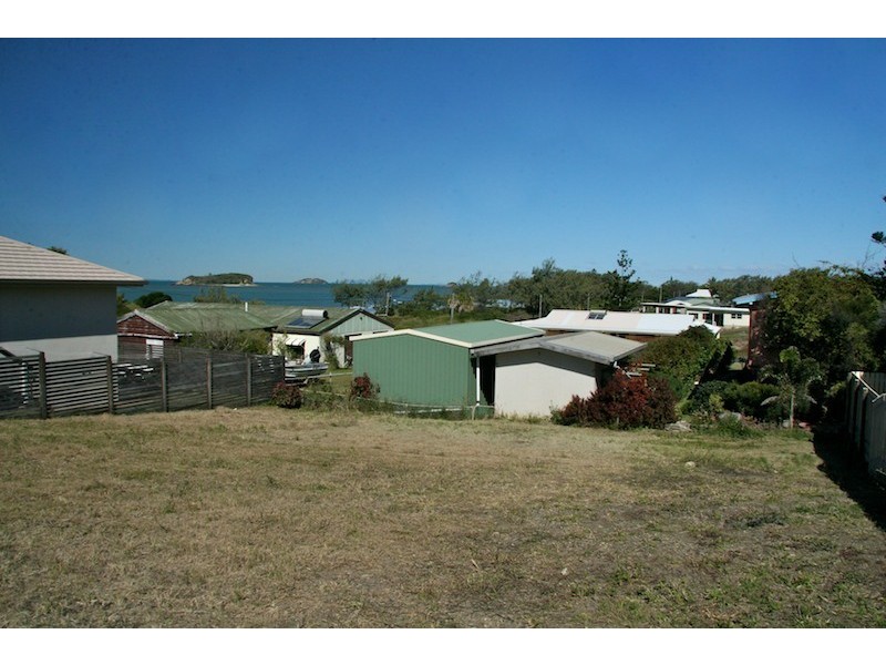 80 Larnach Street, Emu Park QLD 4710