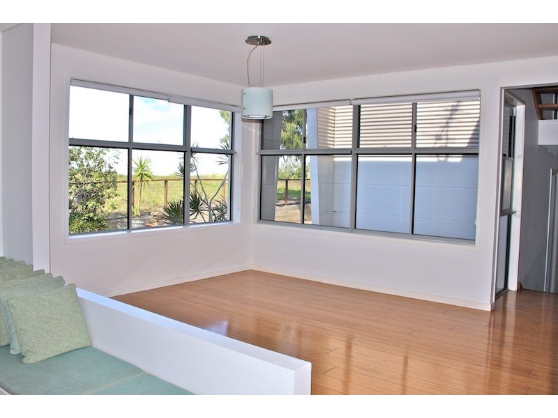 2 Hideaway Road, Zilzie QLD 4710
