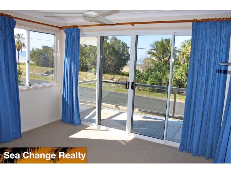 2 Coolwaters Esplande, Kinka Beach QLD 4703