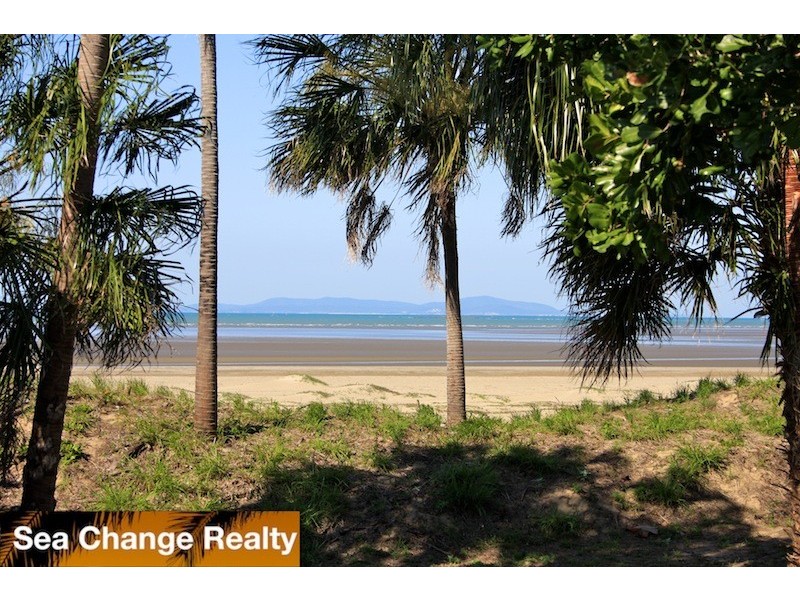 2 Coolwaters Esplande, Kinka Beach QLD 4703