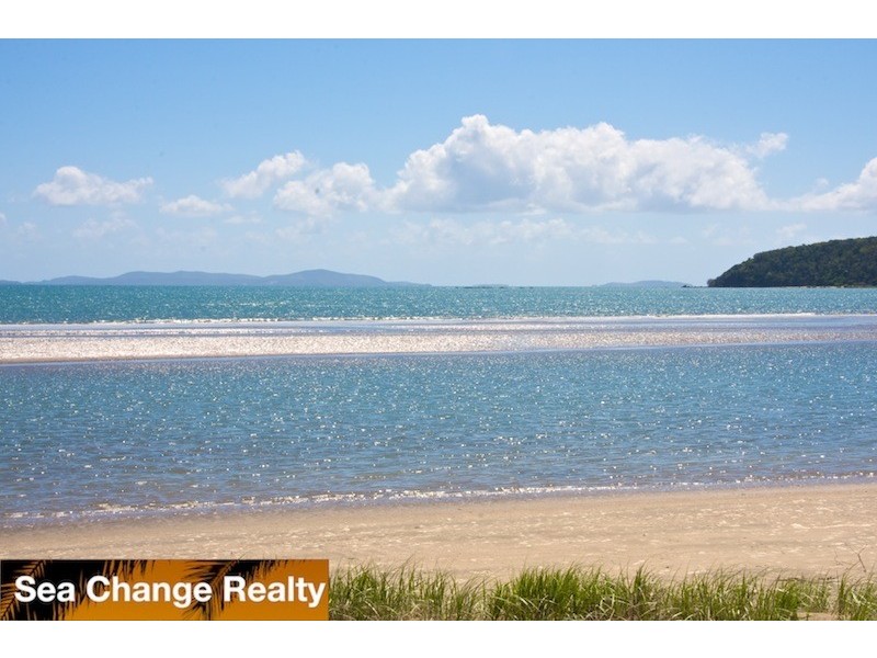 2 Coolwaters Esplande, Kinka Beach QLD 4703