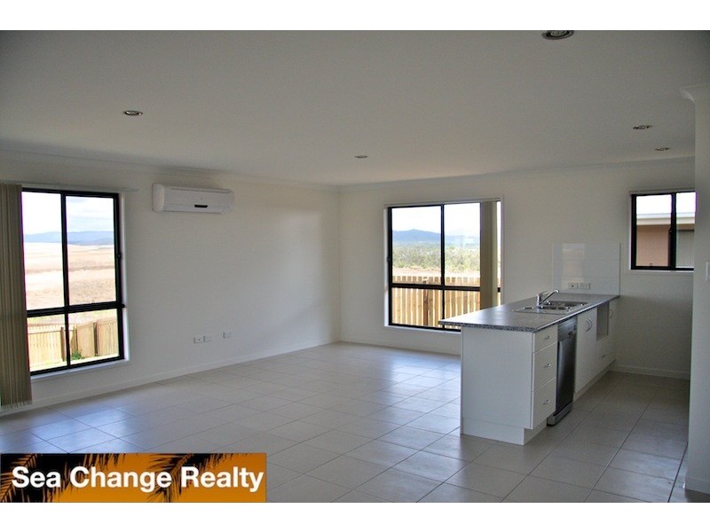27 The Ridge Way, Emu Park QLD 4710