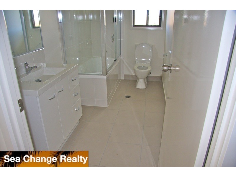 27 The Ridge Way, Emu Park QLD 4710