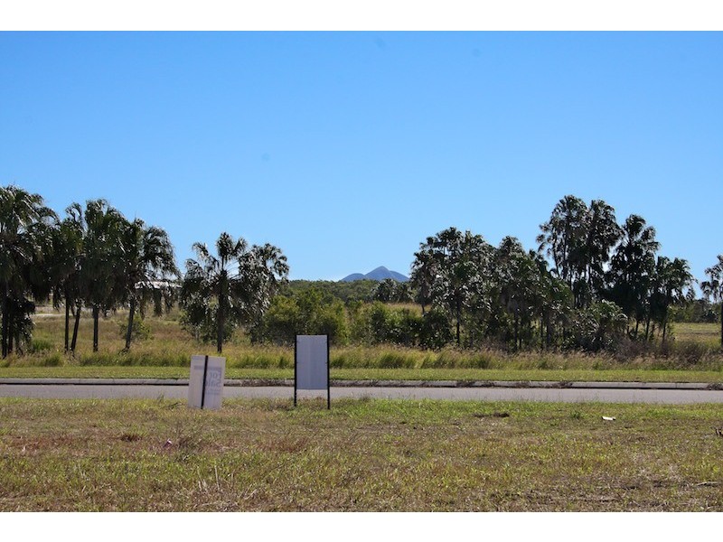 49 Monte Carlo Avenue, Emu Park QLD 4710