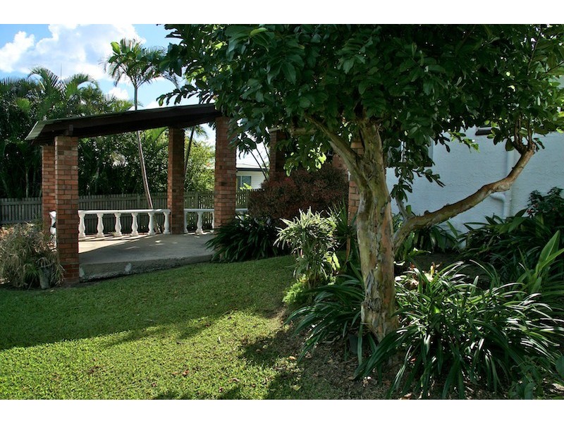 38 Connor Street, Emu Park QLD 4710
