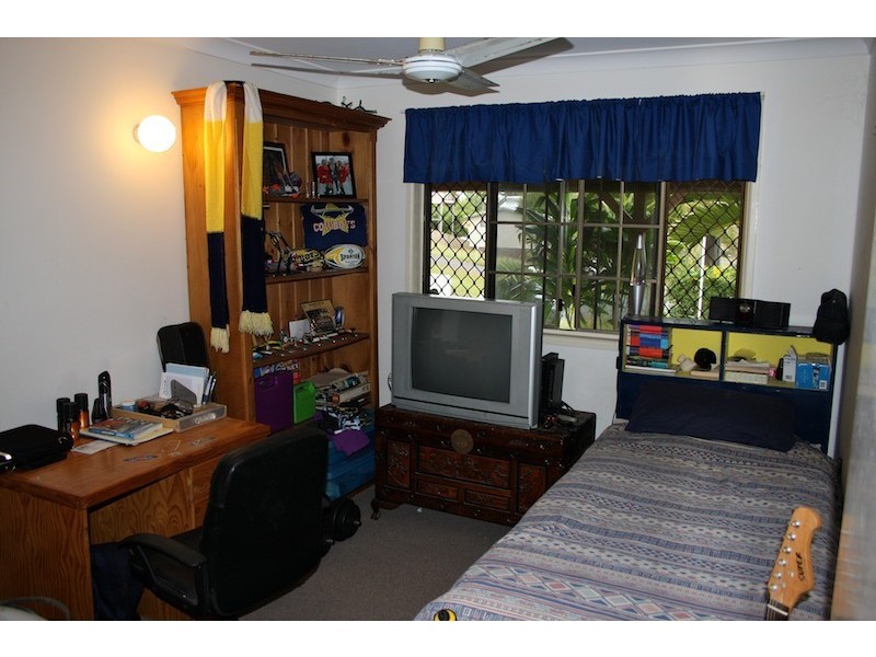 17 Connor Street, Emu Park QLD 4710